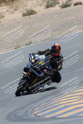 media/Apr-09-2023-SoCal Trackdays (Sun) [[333f347954]]/Turn 10 (115pm)/